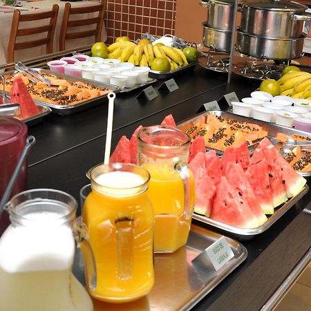 Hotel Carolina Plaza Uberaba Eksteriør billede