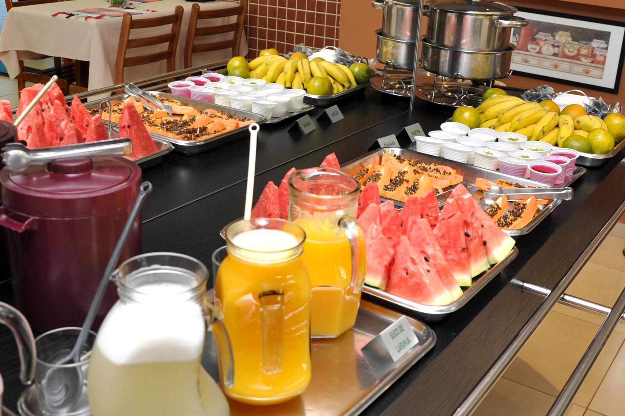 Hotel Carolina Plaza Uberaba Eksteriør billede