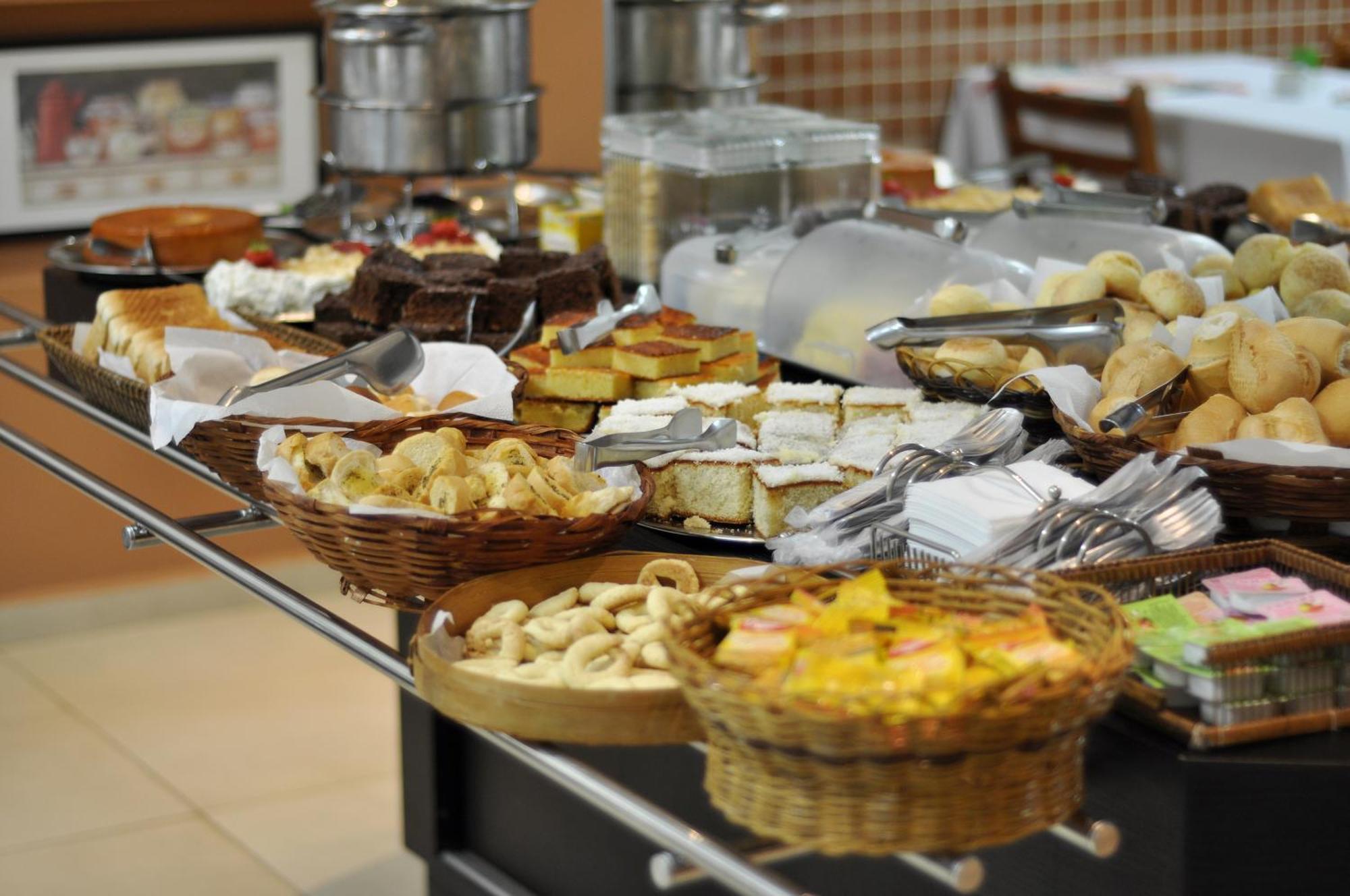 Hotel Carolina Plaza Uberaba Eksteriør billede