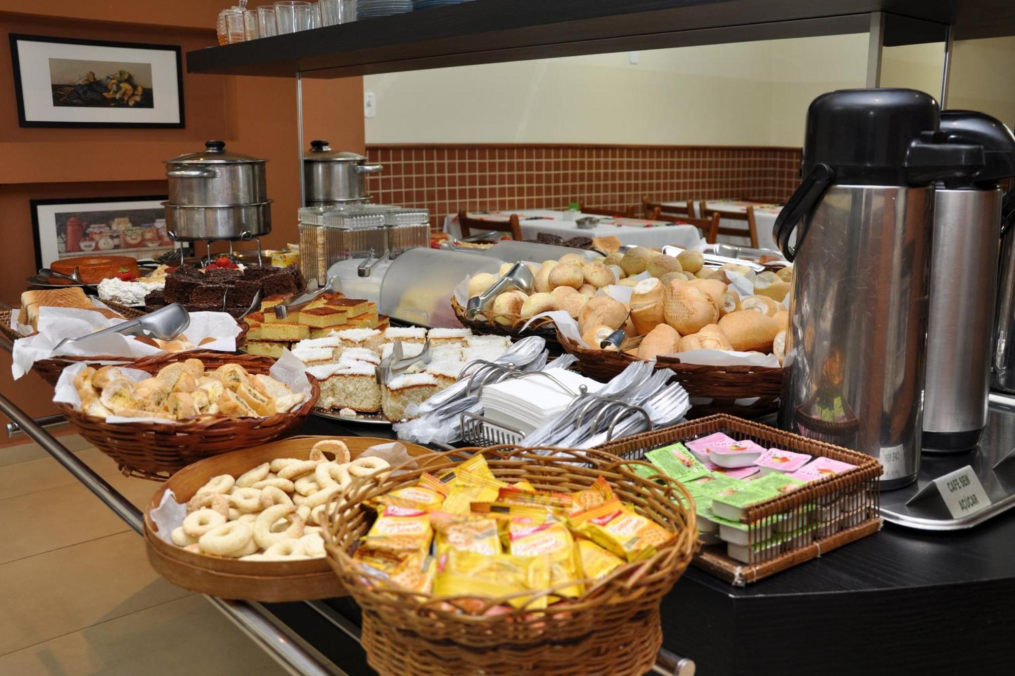 Hotel Carolina Plaza Uberaba Eksteriør billede