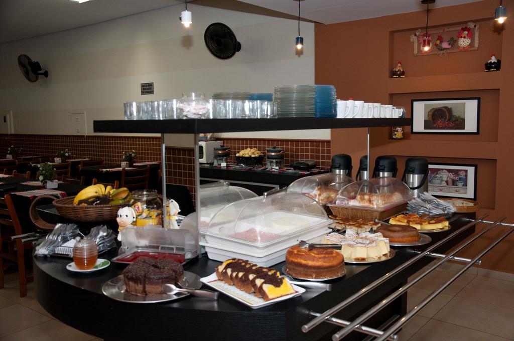 Hotel Carolina Plaza Uberaba Eksteriør billede