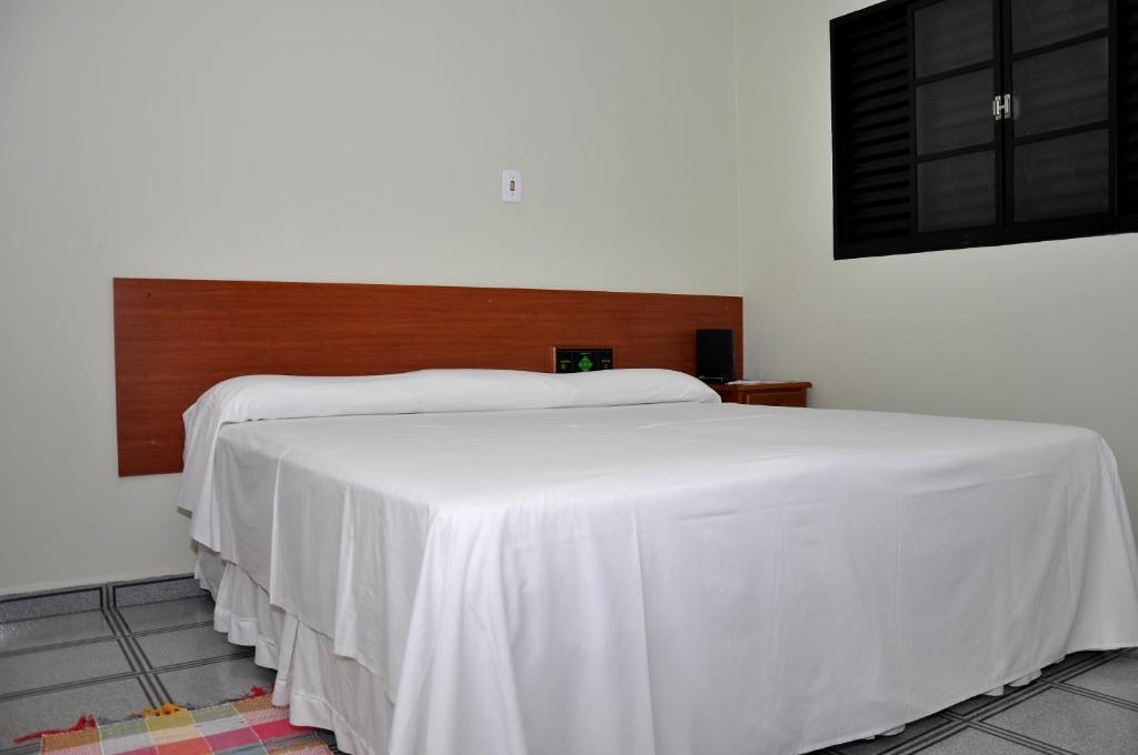 Hotel Carolina Plaza Uberaba Eksteriør billede